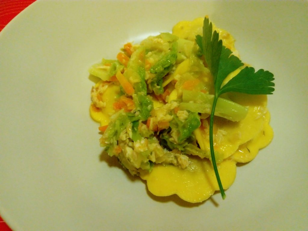 マスとキャベツの野菜ベース トルテッリーニ
