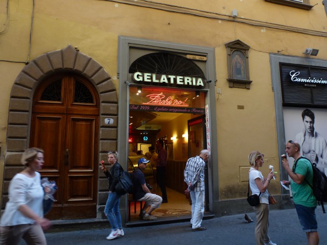 フィレンツェのジェラテリア　ペルケ・ノ